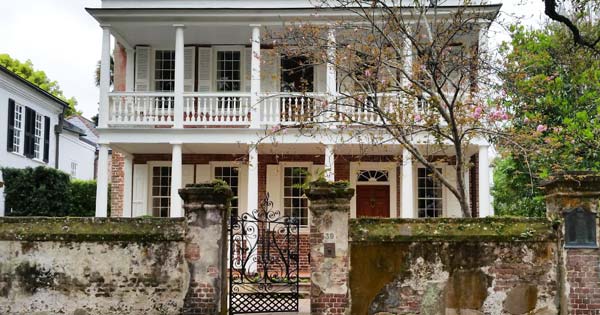 Visit the Historic City of Charleston, SC with Exclusively Charleston, private guided tours.